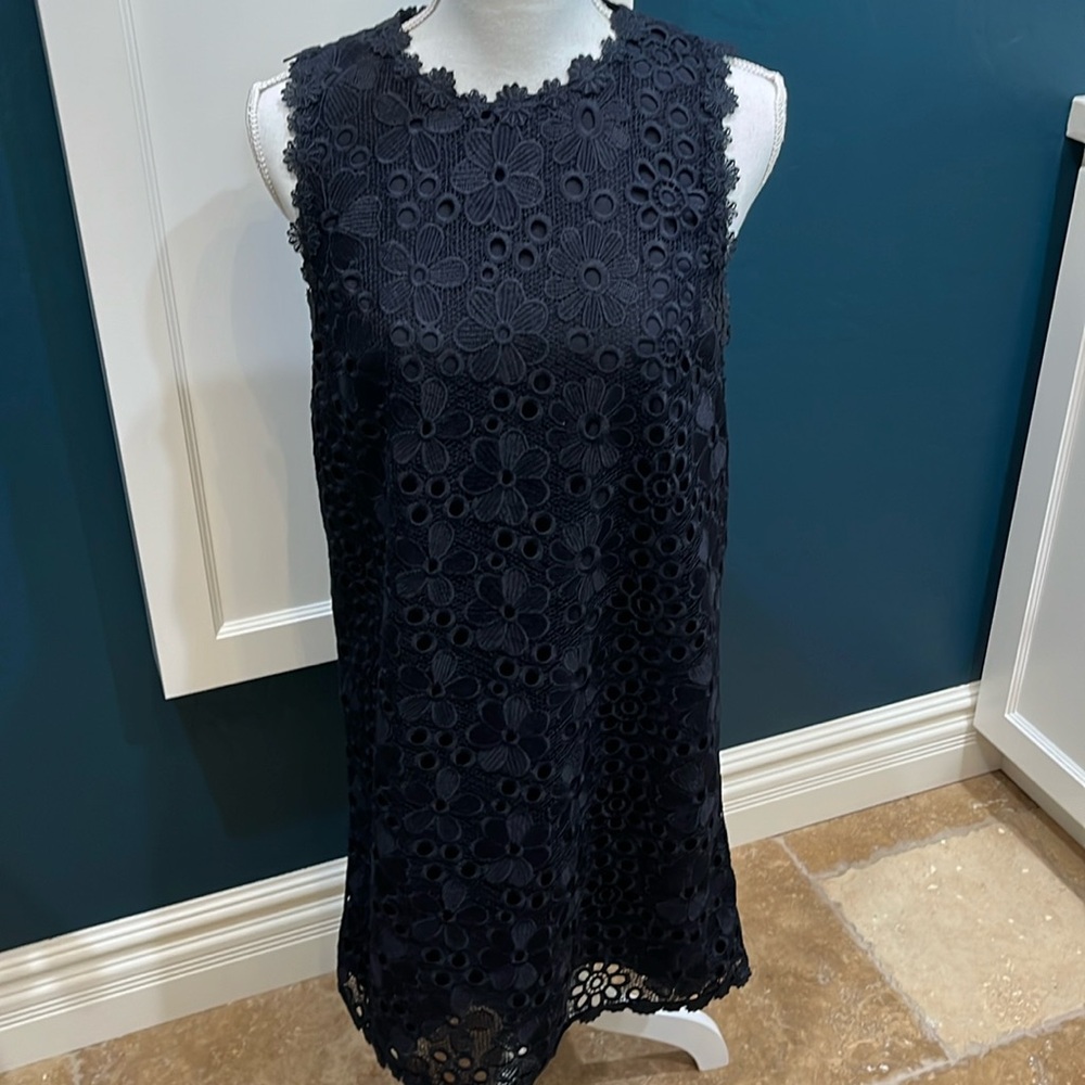 🎉Host Pick X2🎉 Kate Spade ♠️ navy blue lace shift dress.